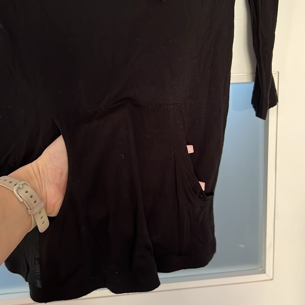 Top - Picture 2 of 6